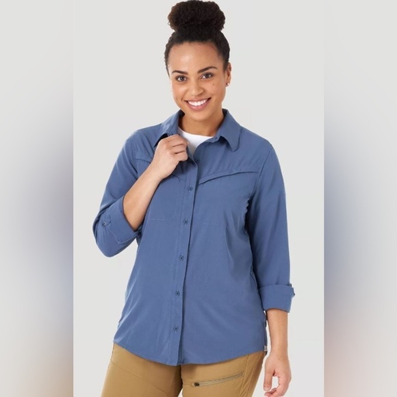 Wrangler Tops - Wrangler All Terrain Gear Shirt - ladies sz L NWT